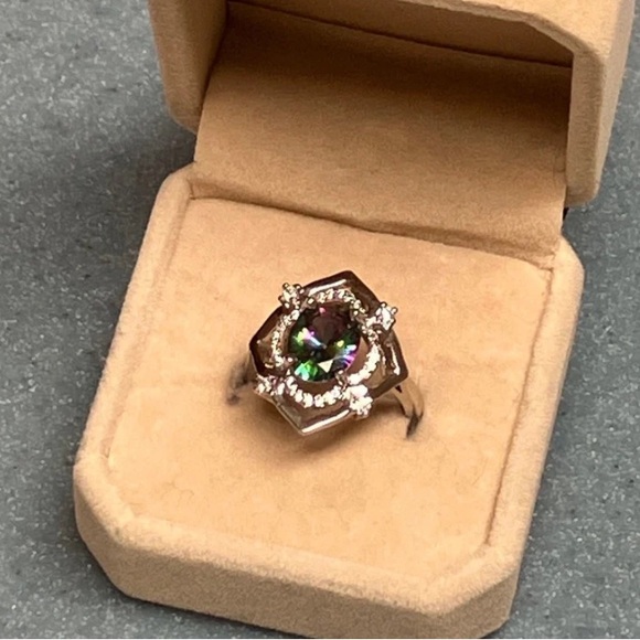 New 18K White Gold Natural Mystic Rainbow Topaz Halo Diamond Color Changing Ring - Picture 7 of 11